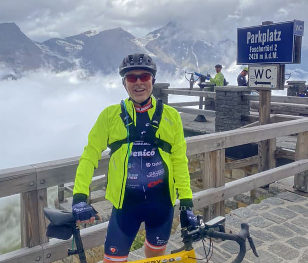 Rektor Mikkjal på cykeltur i Østrig